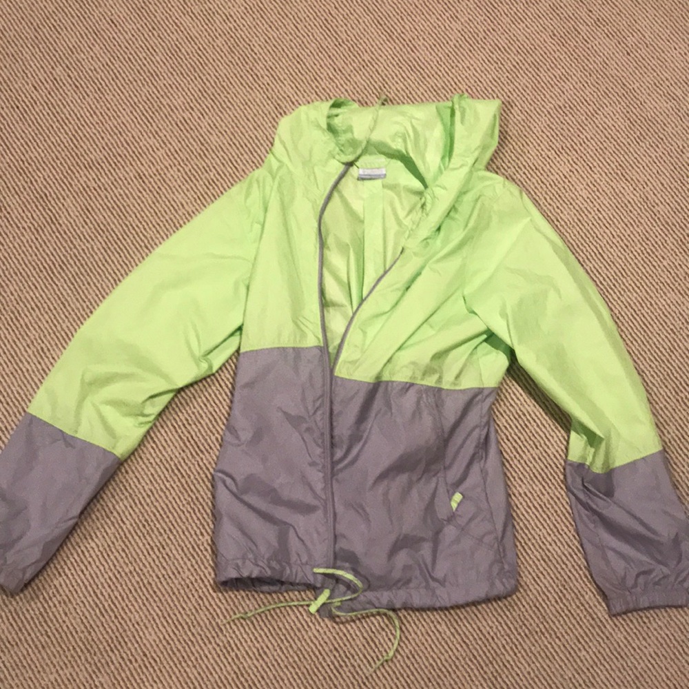 Columbia windbreaker